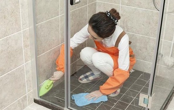 衛(wèi)生間瓷磚臟了要怎么清潔_其它_網(wǎng)