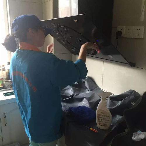 抽油煙機(jī)清洗知識 還你一個一塵不染的廚房